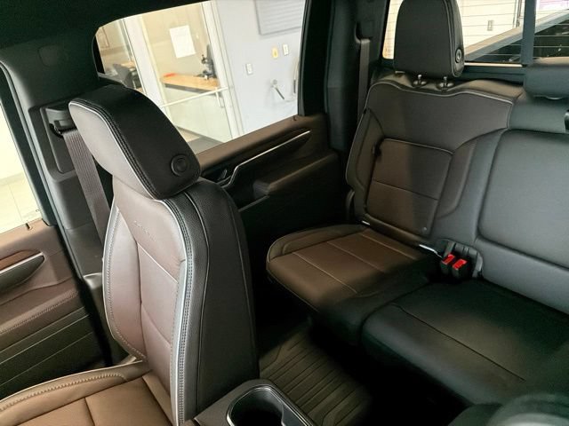 New 2026 GMC Sierra 3500 Denali w/ Technology Package AWD/4WD image 24