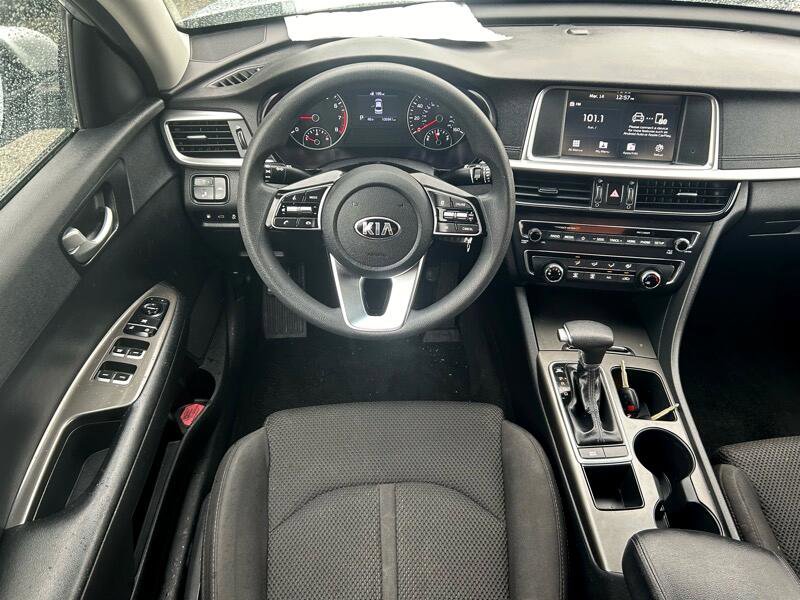 Used 2019 Kia Optima LX image 9