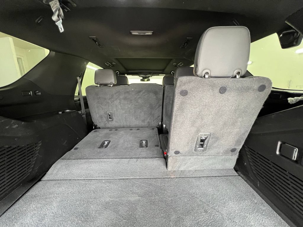 Used 2023 GMC Yukon AT4 AWD/4WD image 8