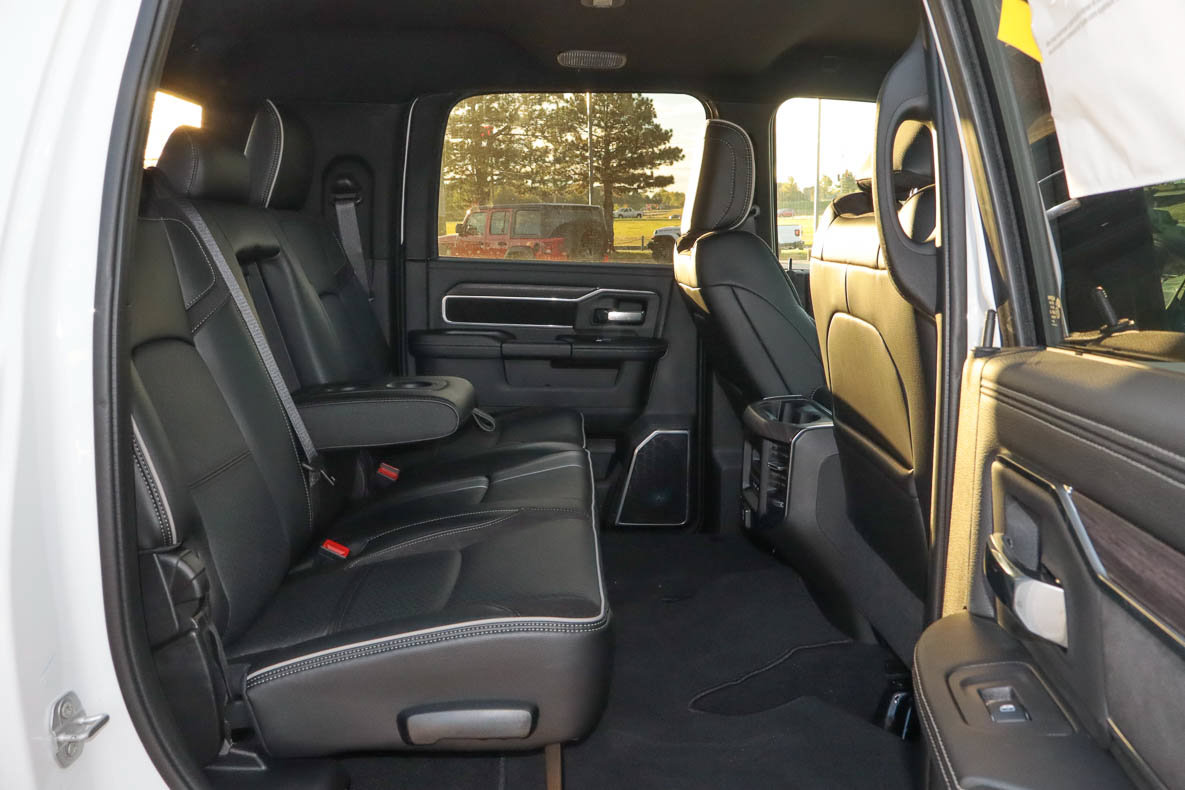 New 2027 RAM 3500 Laramie AWD/4WD image 30