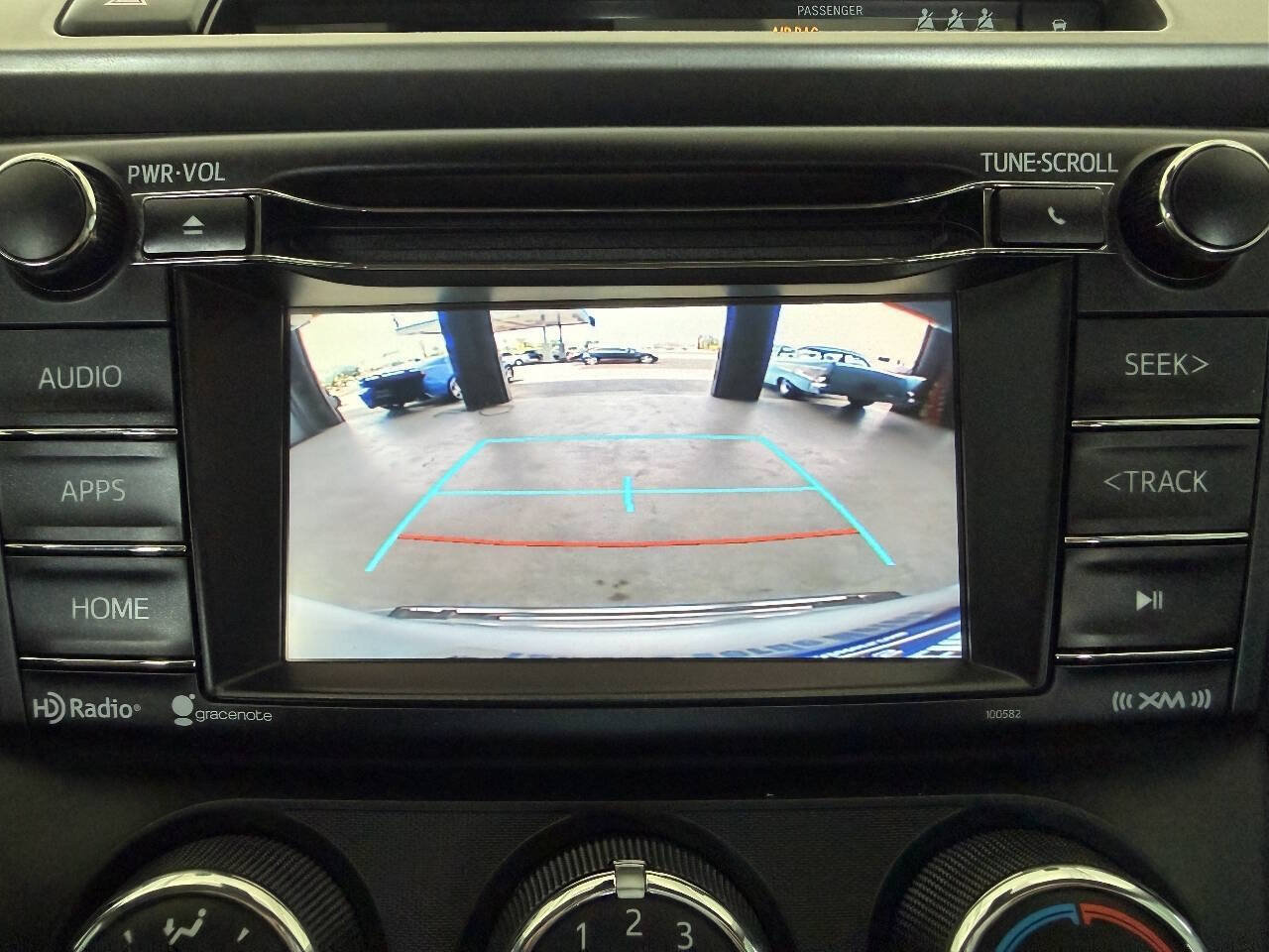 Used 2017 Toyota RAV4 LE w/ Carpet Mat Package AWD/4WD image 30