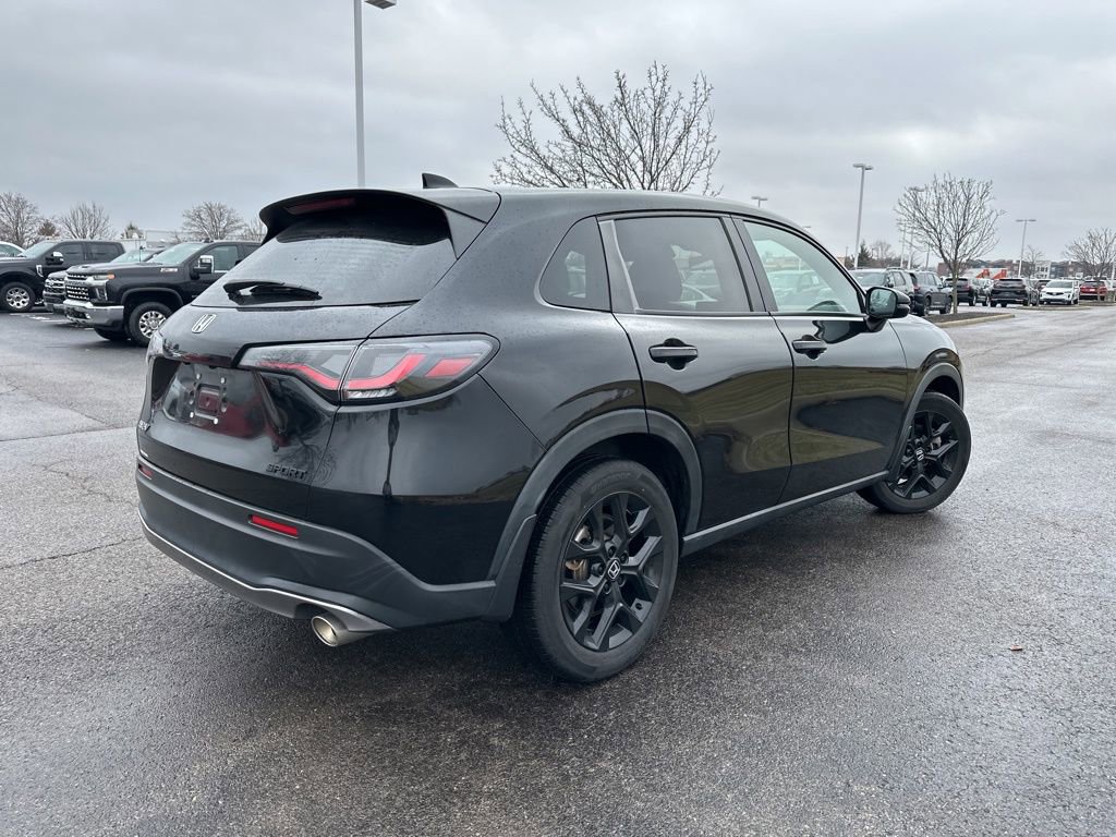 Used 2023 Honda HR-V Sport image 11