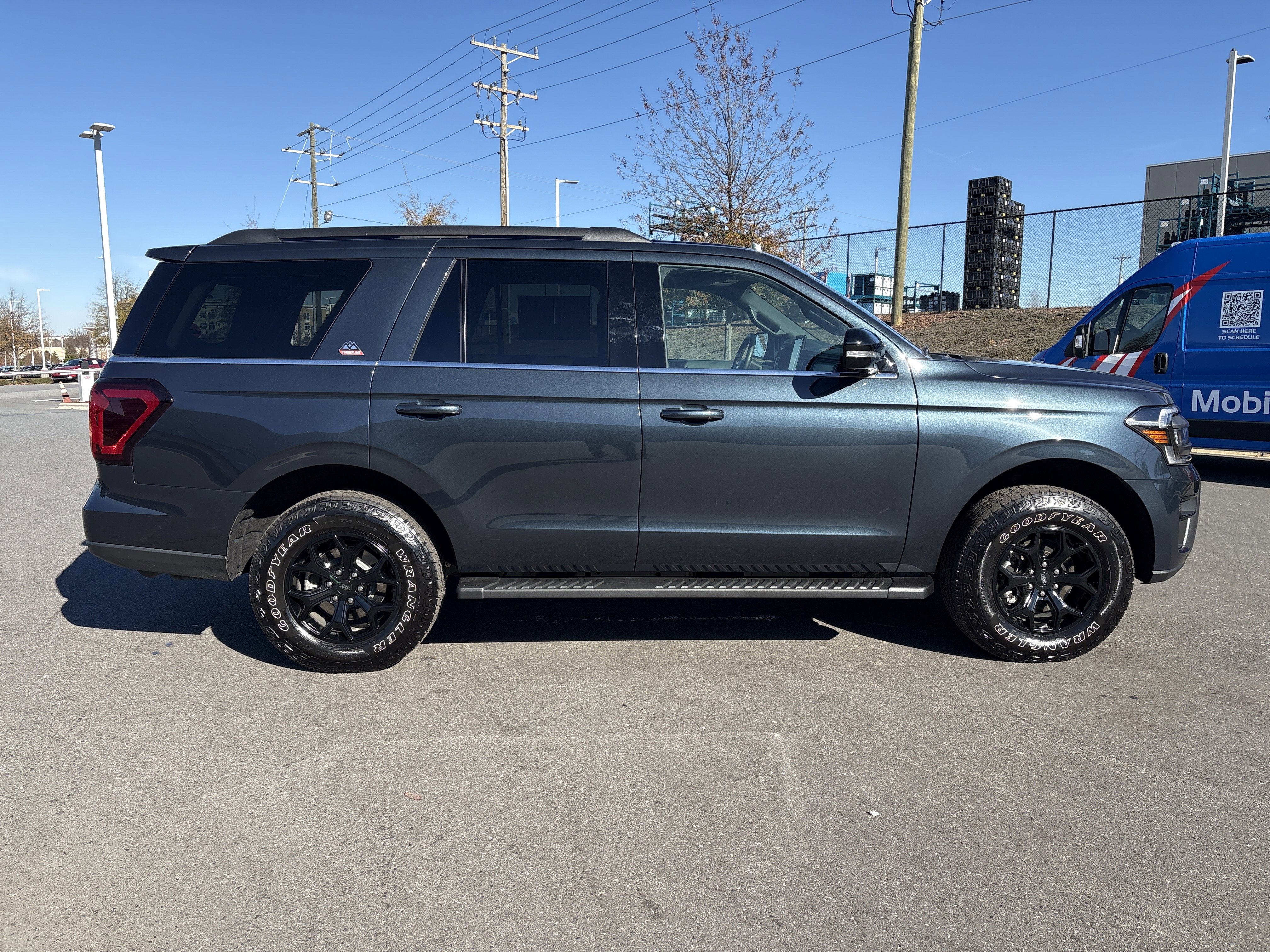 Used 2024 Ford Expedition Timberline image 10
