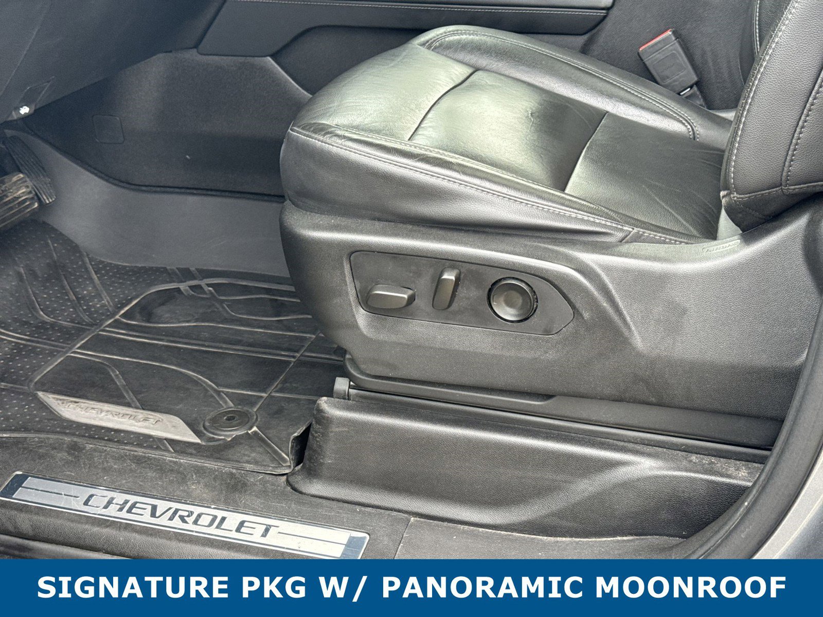 Used 2021 Chevrolet Tahoe LT w/ LT Signature Package AWD/4WD image 17