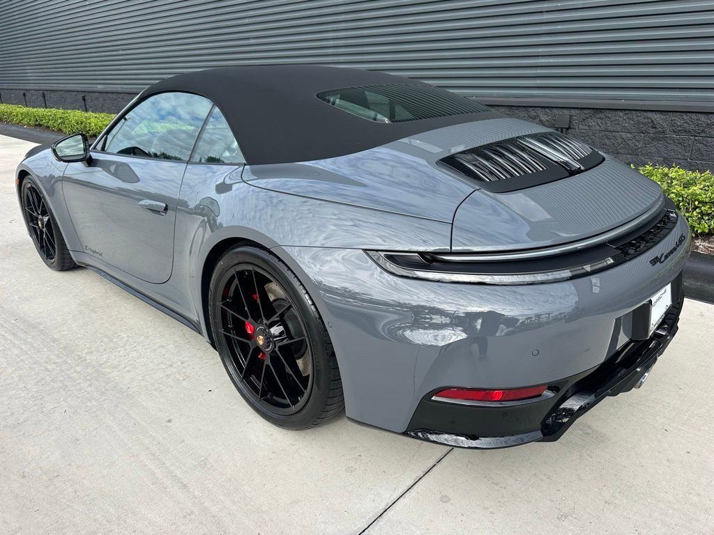 Certified 2026 Porsche 911 Carrera 4 GTS AWD/4WD image 3