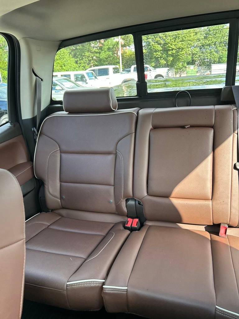 Used 2015 Chevrolet Silverado 2500 High Country w/ High Country Premium Package AWD/4WD image 30