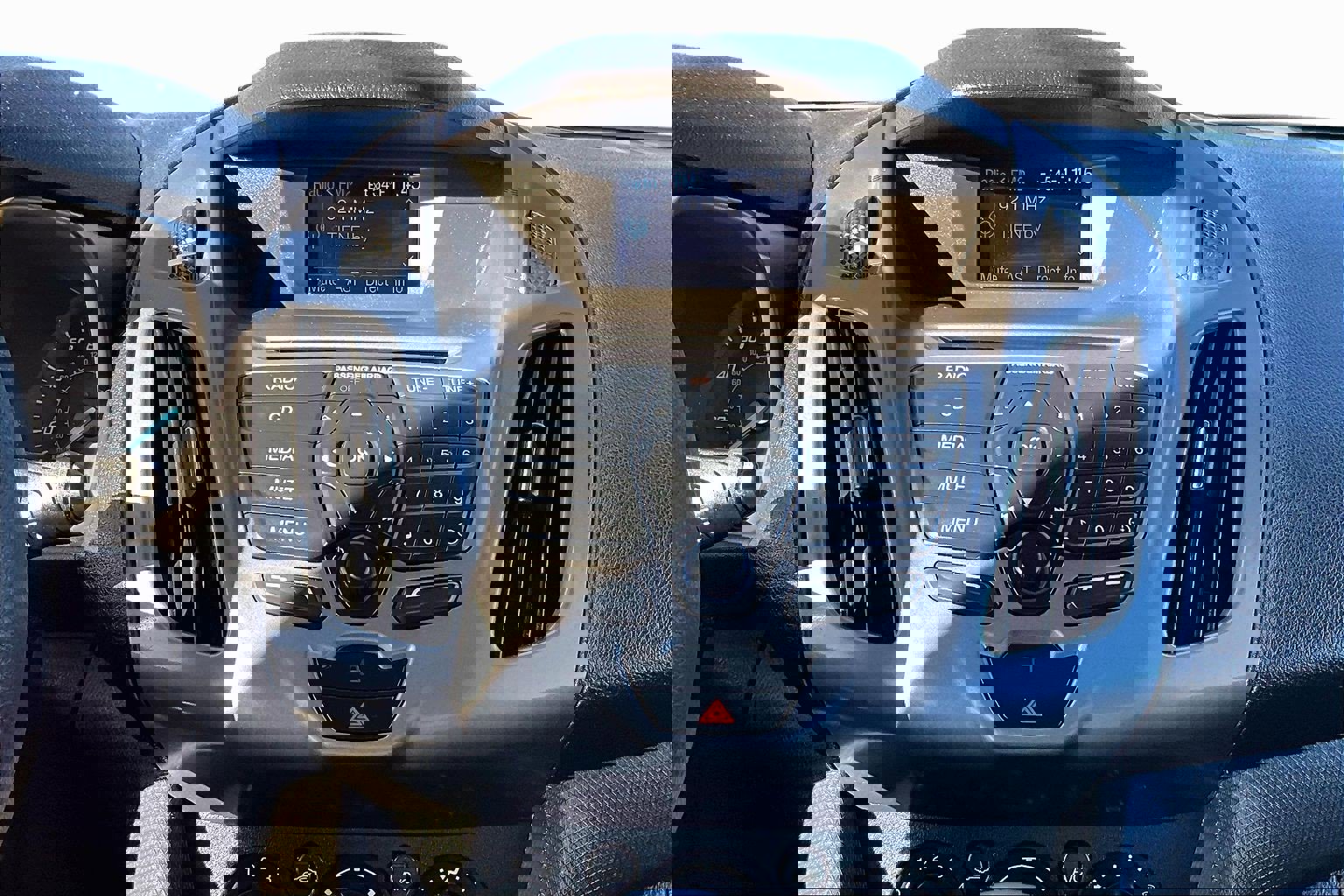 Used 2015 Ford Transit Connect XLT image 6