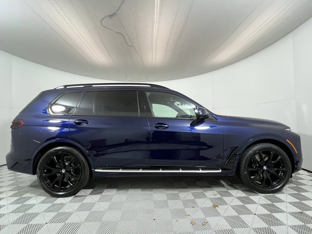 New 2026 BMW X7 xDrive40i w/ M Sport Package image 8