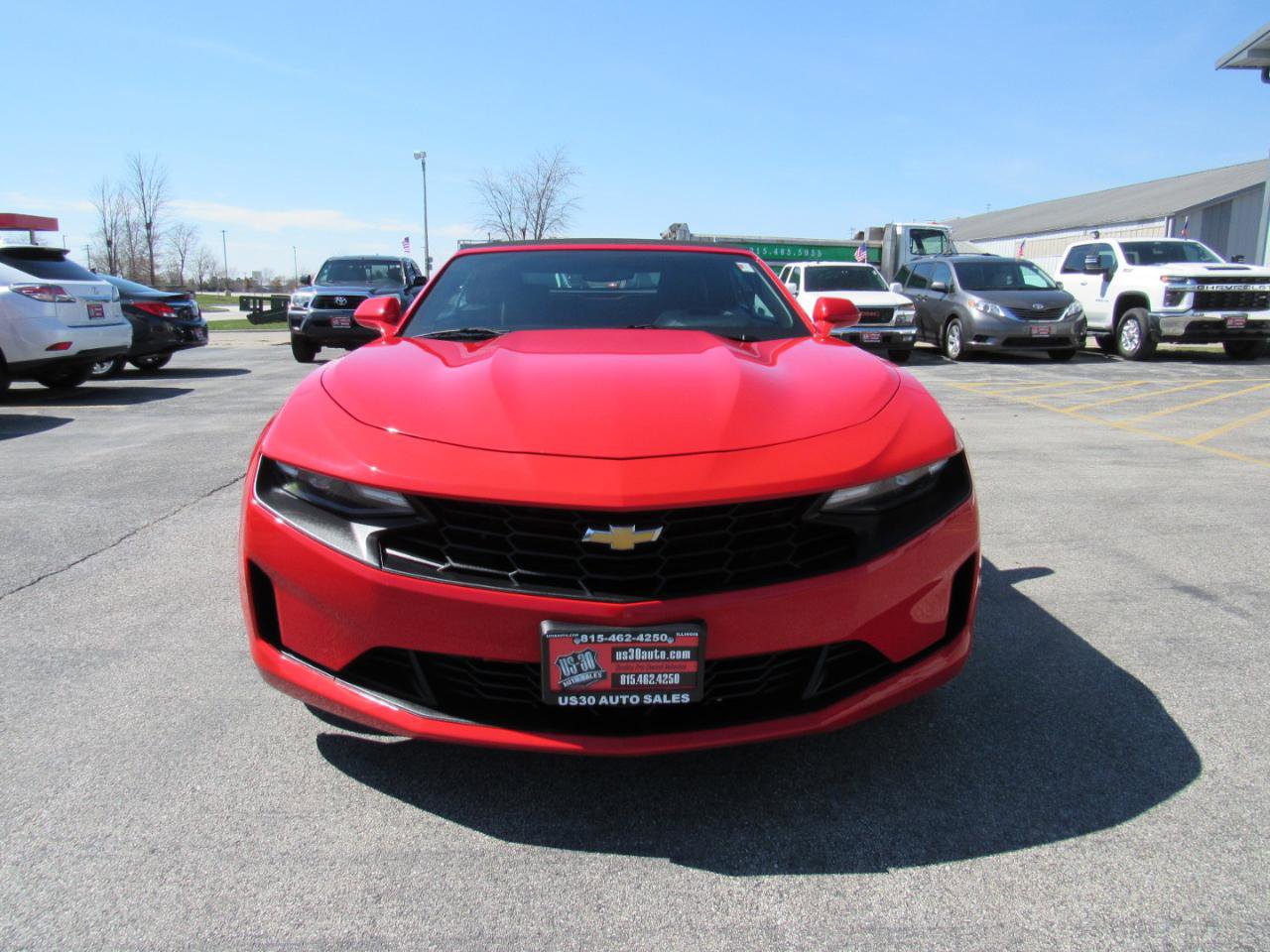 Used 2020 Chevrolet Camaro LT RWD image 9