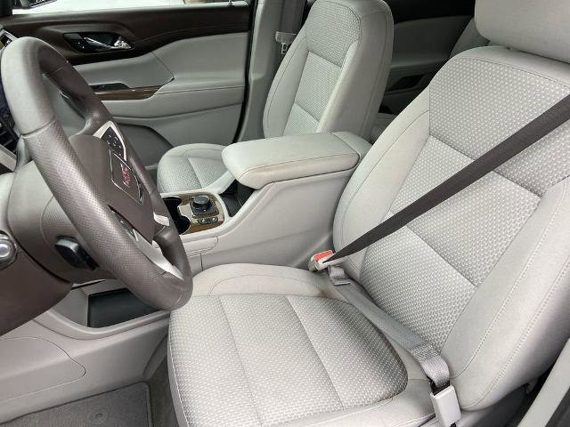 Used 2023 GMC Acadia SLE w/ Driver Convenience Package image 14