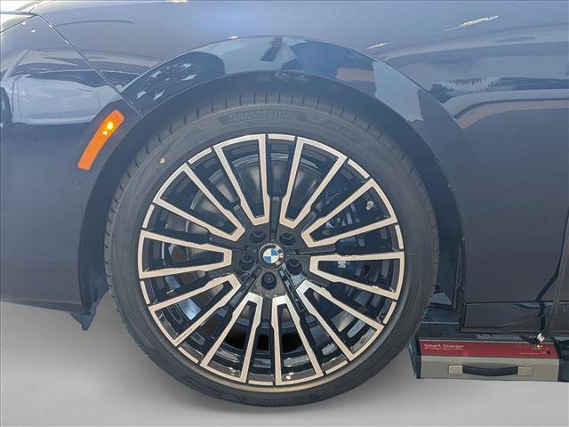 New 2026 BMW 740i xDrive w/ Executive Package AWD/4WD image 10