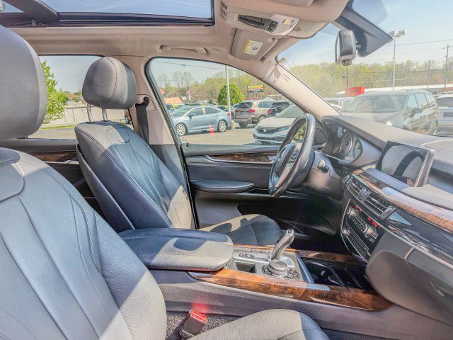 Used 2015 BMW X5 xDrive35i AWD/4WD image 17