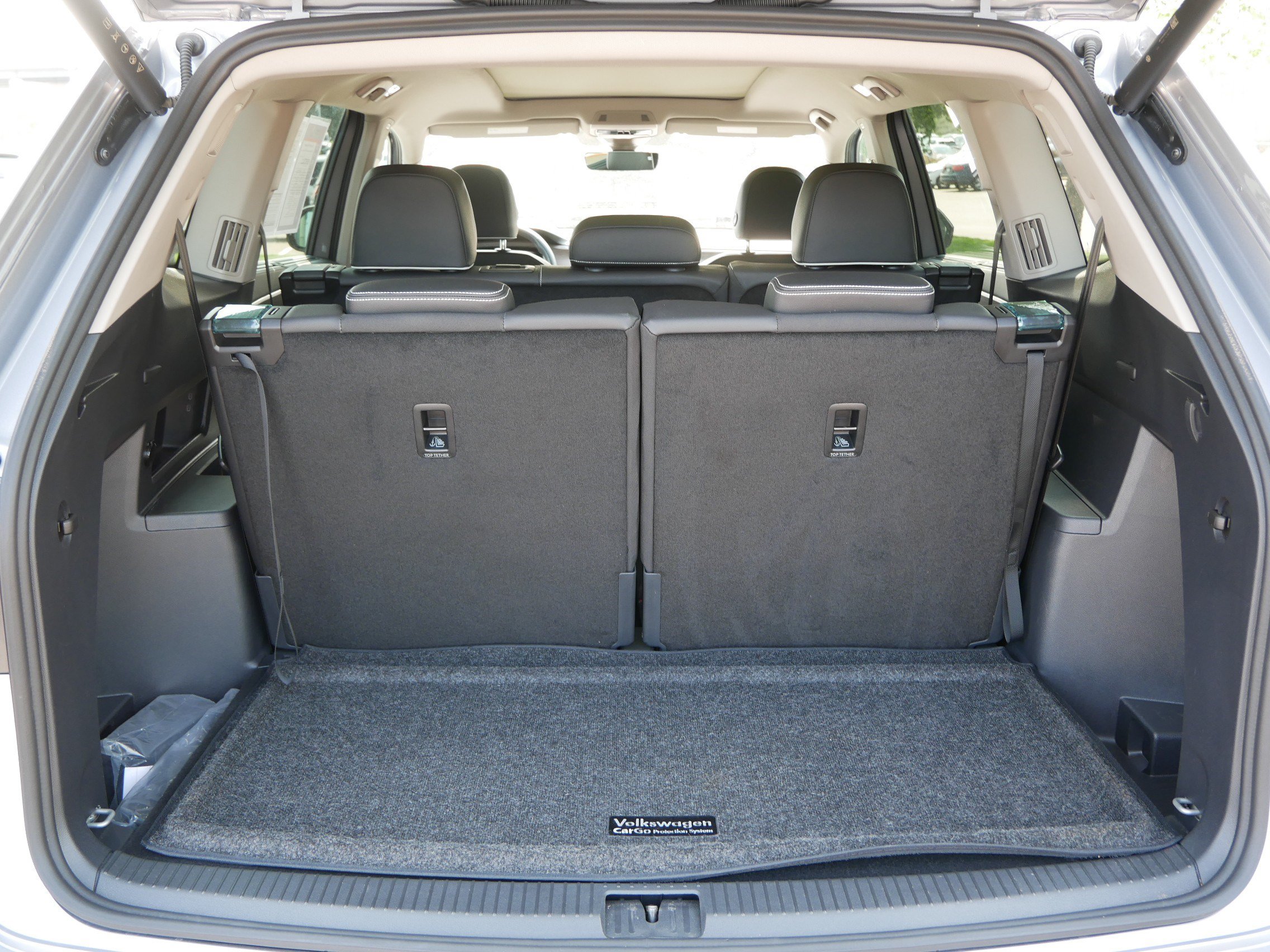 Certified 2026 Volkswagen Atlas SEL Premium R-Line AWD/4WD image 18