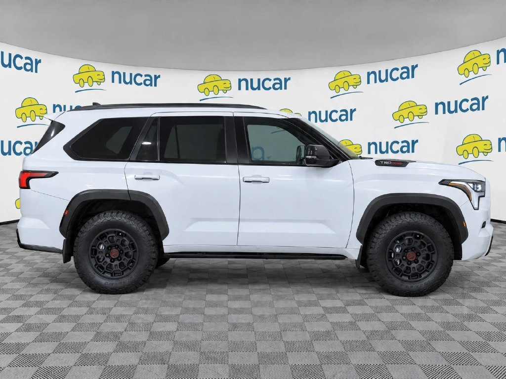 Used 2025 Toyota Sequoia TRD Pro AWD/4WD image 8