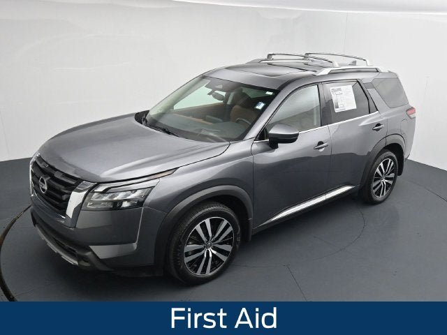 Used 2025 Nissan Pathfinder Platinum w/ Cargo Package AWD/4WD image 27