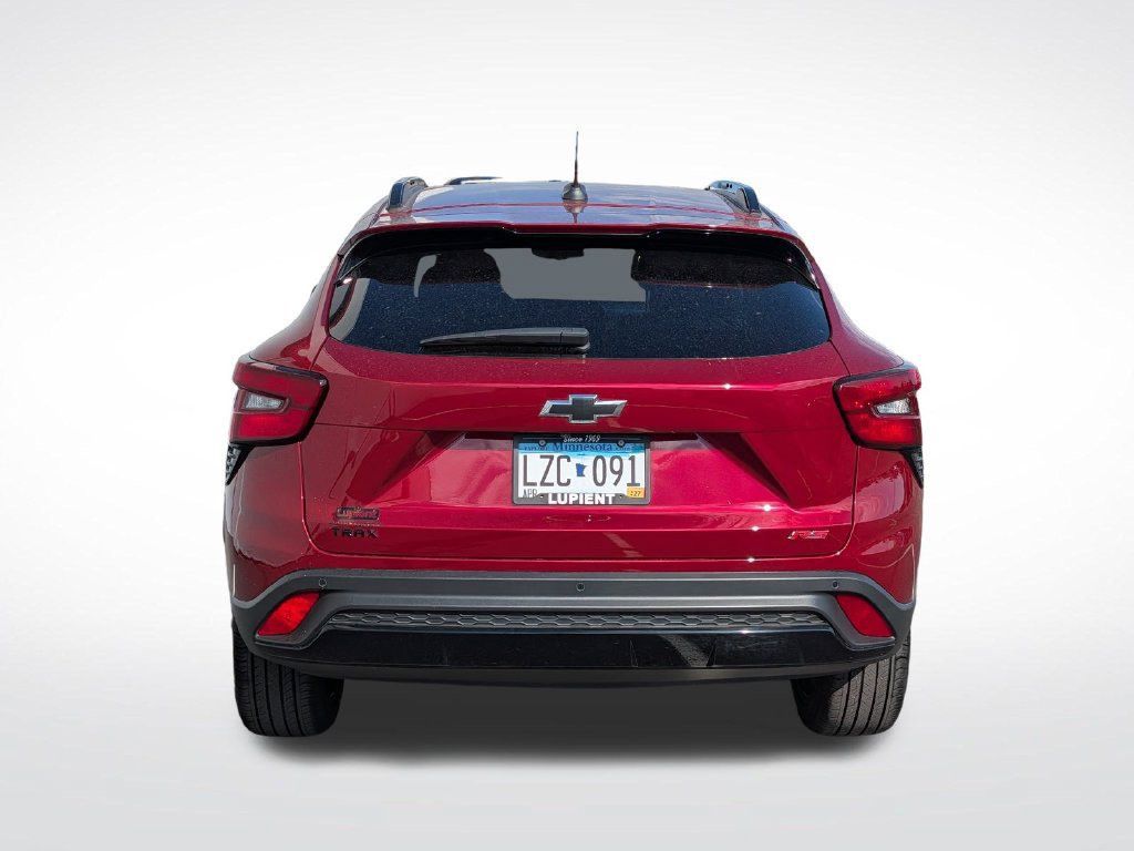 Used 2024 Chevrolet Trax RS w/ Driver Confidence Package FWD image 4