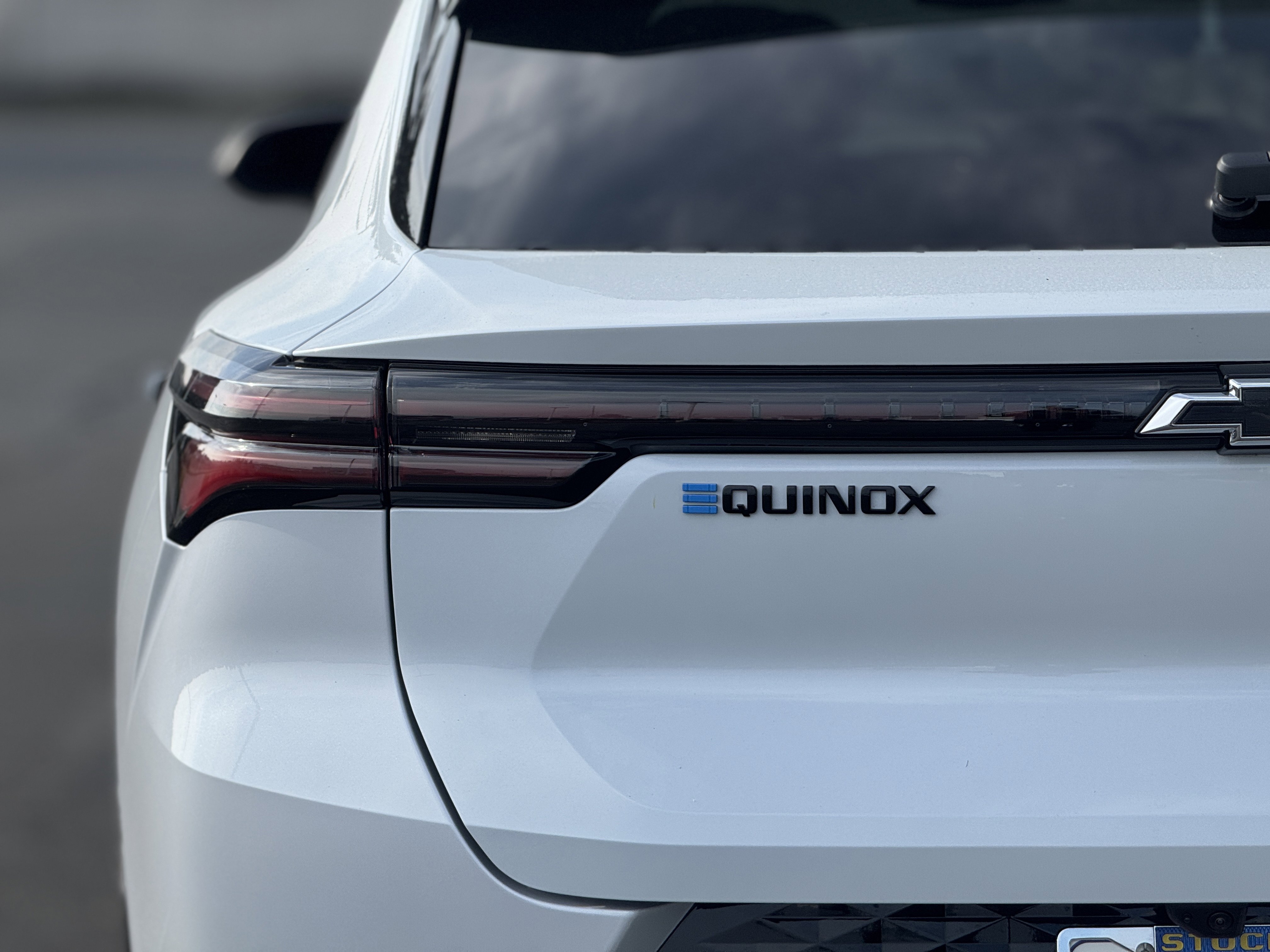 New 2026 Chevrolet Equinox EV RS image 7