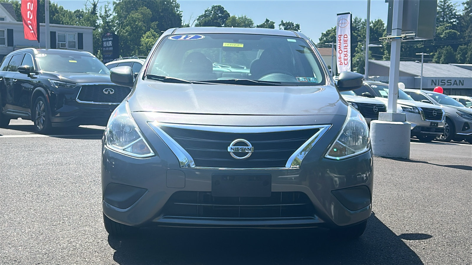 Used 2017 Nissan Versa SV FWD video 2