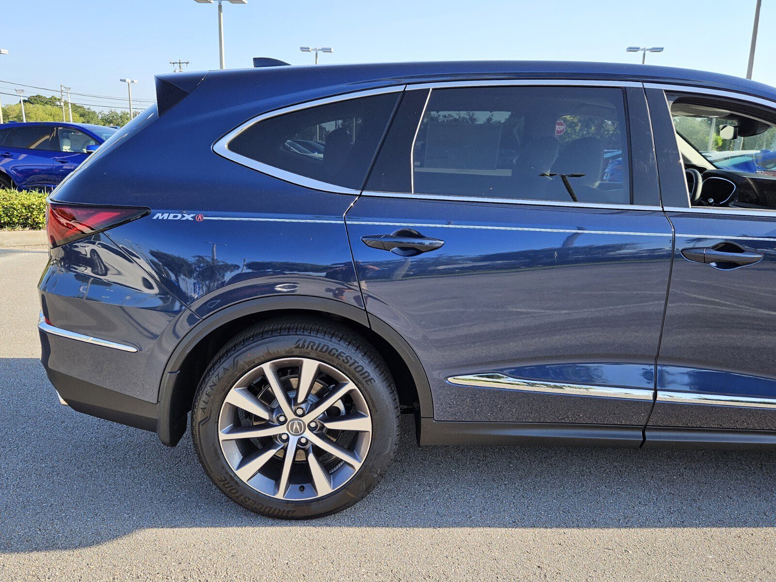 New 2025 Acura MDX FWD w/ Technology Package image 4