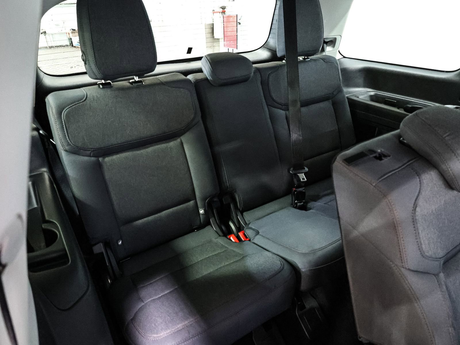 Certified 2025 Ford Expedition Active image 24