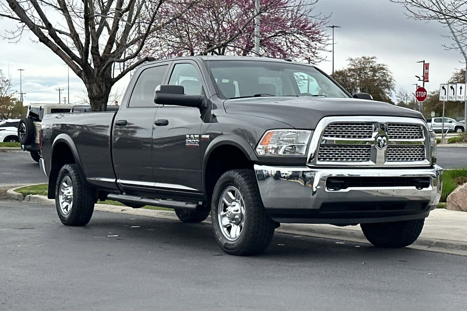 Used 2018 RAM 2500 Tradesman w/ Chrome Appearance Group image 9