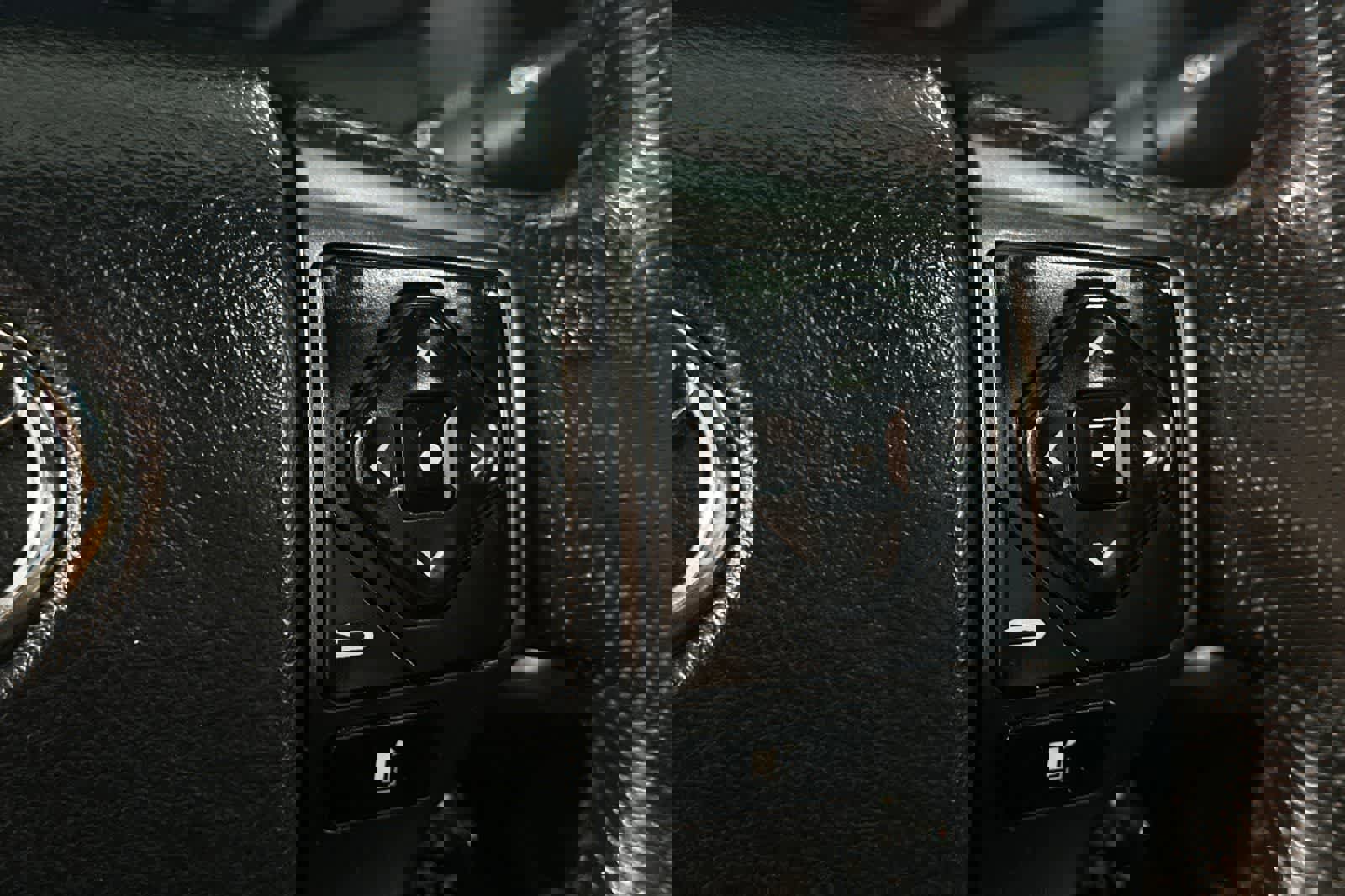 Used 2020 Toyota Tacoma TRD Off-Road image 30