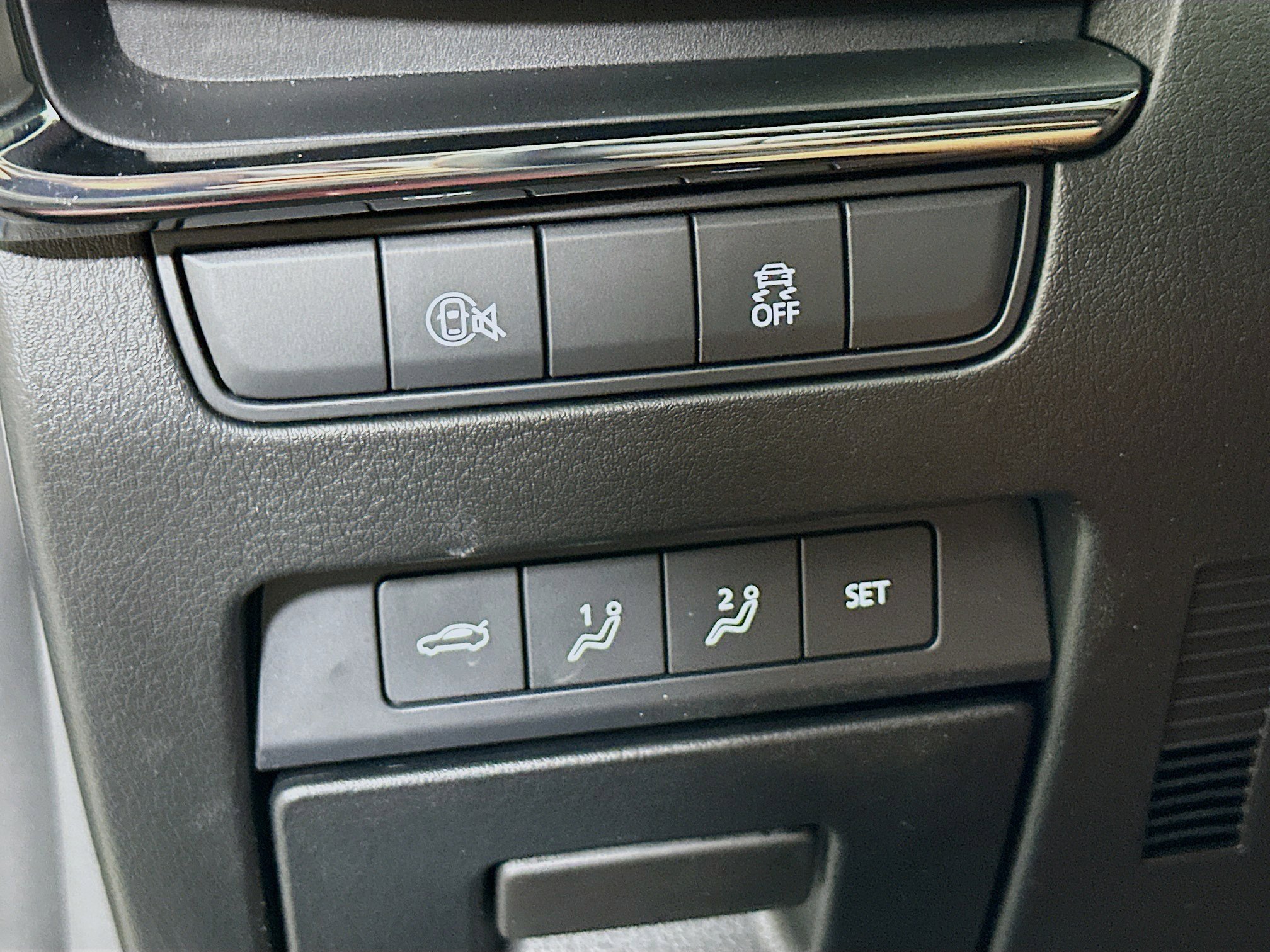 Used 2024 MAZDA MAZDA3 s image 17