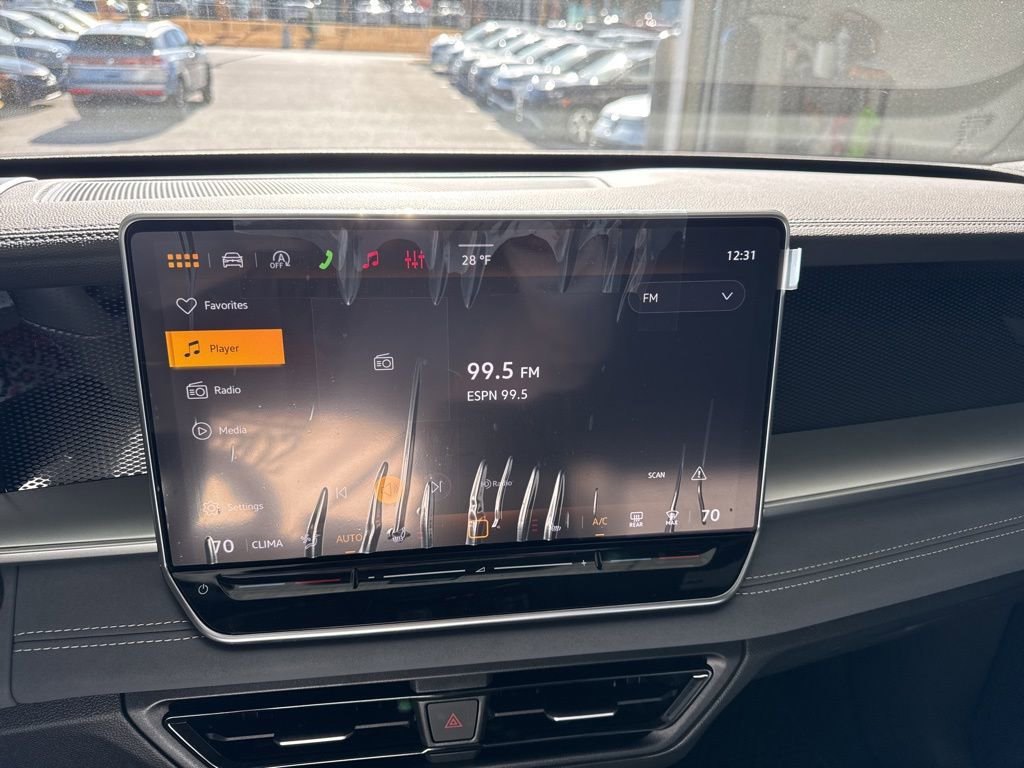 New 2026 Volkswagen Tiguan SE R-Line AWD/4WD image 8
