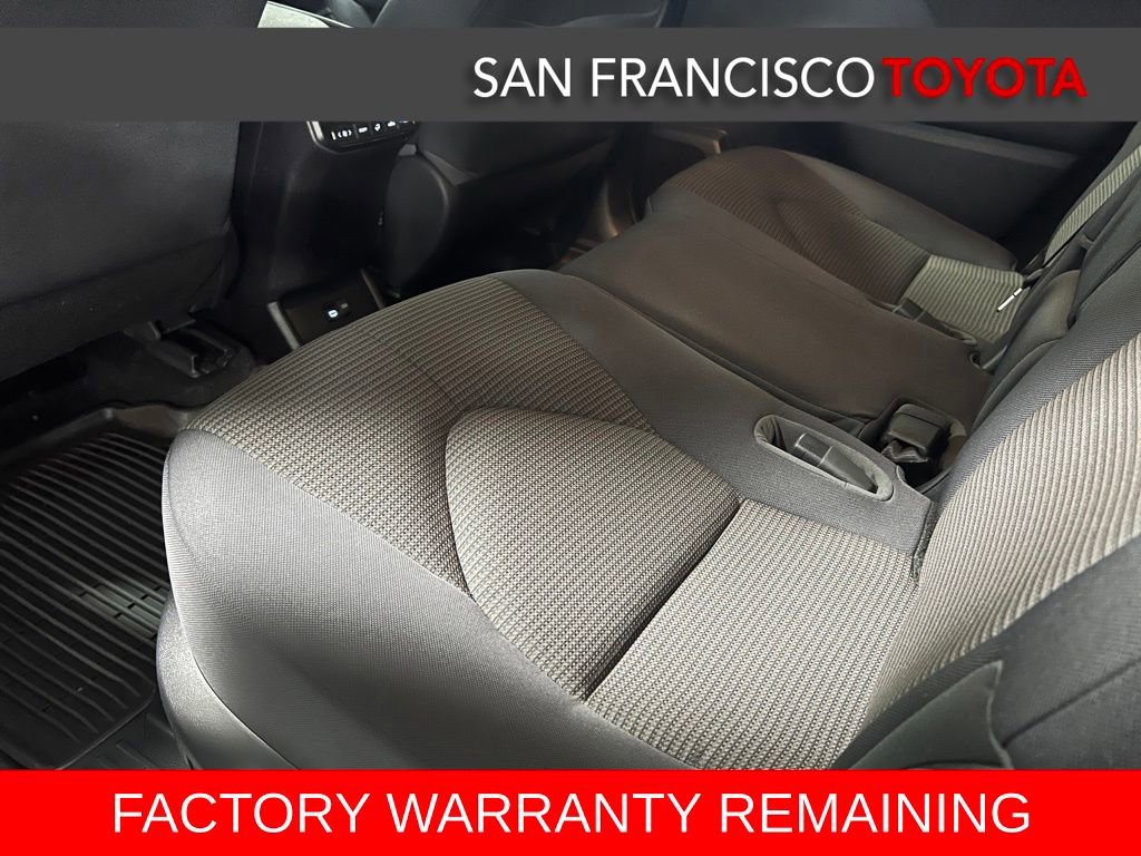 Used 2023 Toyota Highlander LE FWD image 13