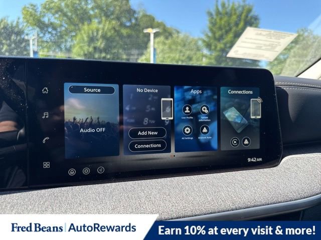 New 2026 Nissan Kicks SV w/ Interior Electronics Package AWD/4WD image 19