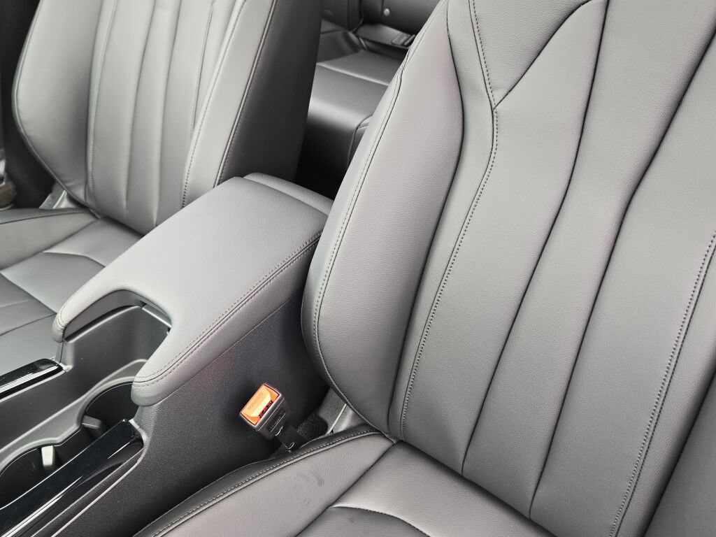 New 2026 Acura Integra FWD image 25