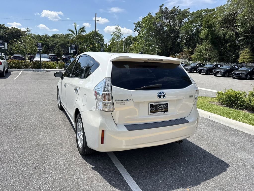 Used 2013 Toyota Prius V Two image 14