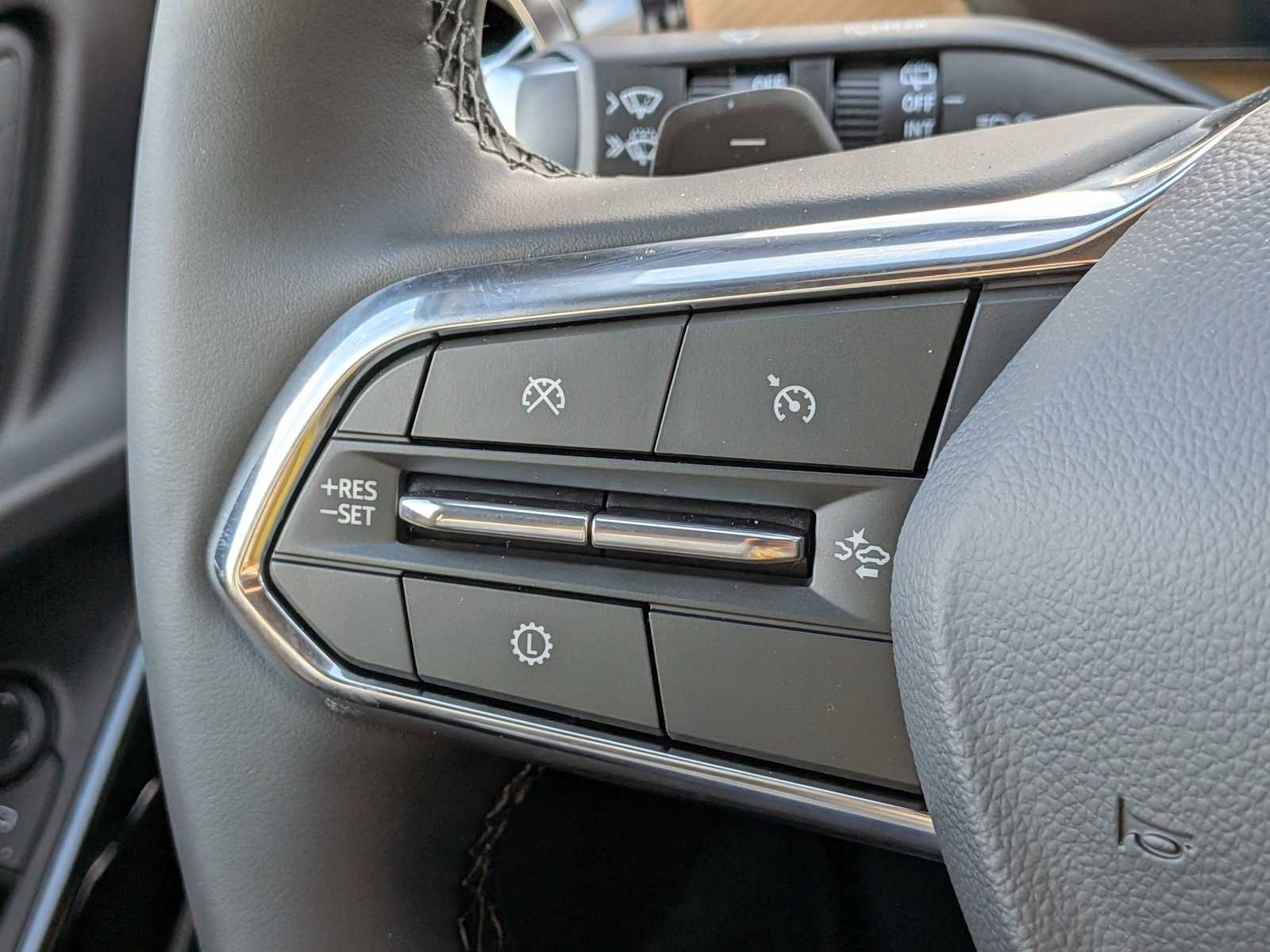 New 2026 Chevrolet Equinox ACTIV w/ Convenience Package III image 24