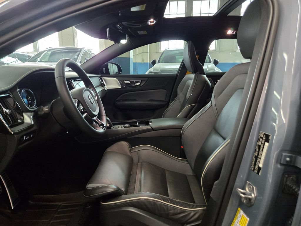Certified 2022 Volvo S60 T8 Polestar w/ Protection Package Premier AWD/4WD image 20