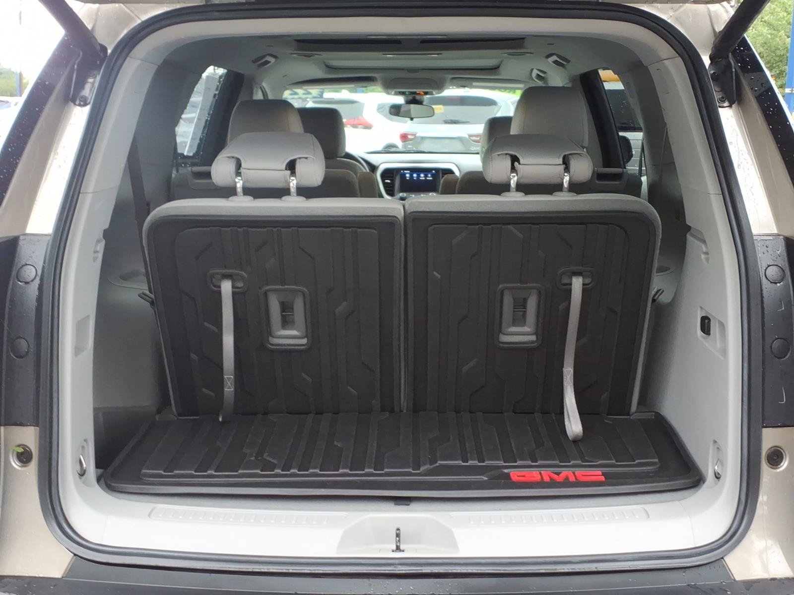 Used 2022 GMC Acadia SLE w/ Driver Convenience Package AWD/4WD image 24