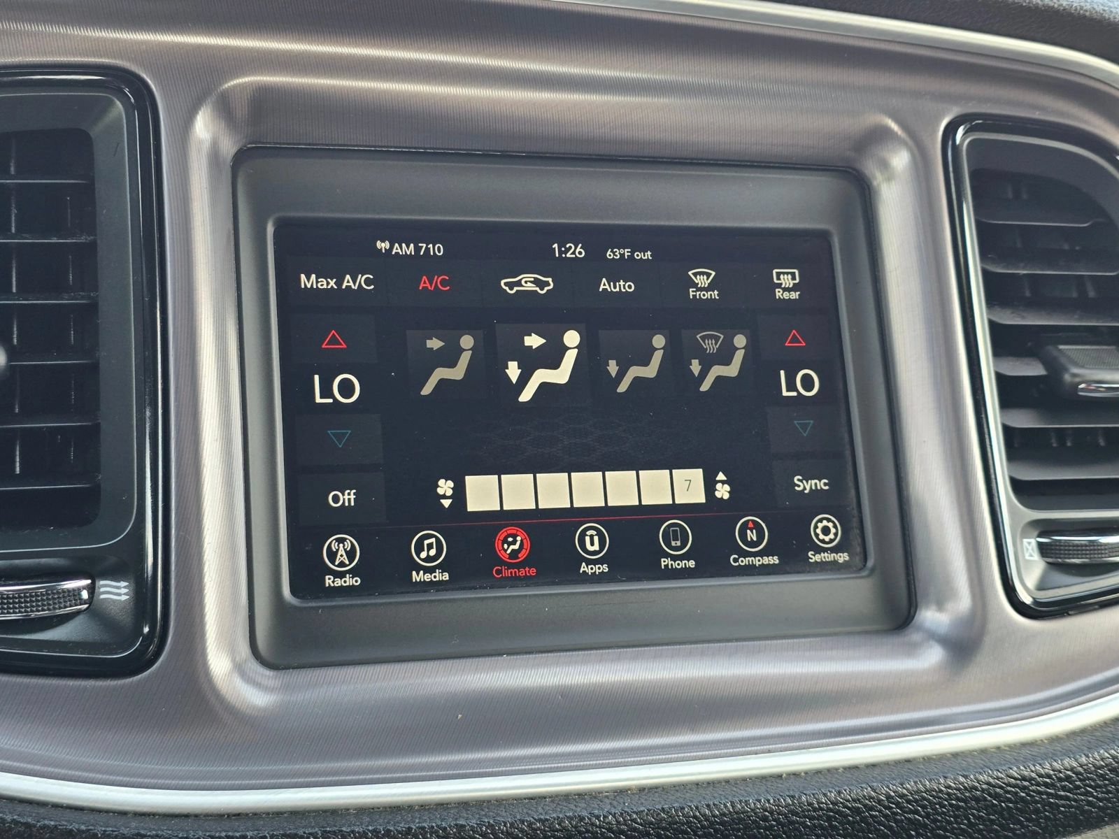 Used 2020 Dodge Challenger SXT RWD image 32