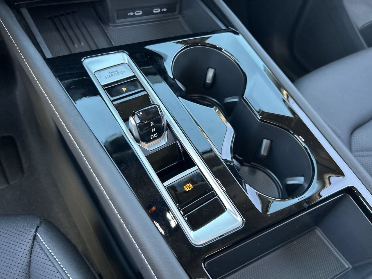 New 2026 Volkswagen Atlas SE FWD image 26