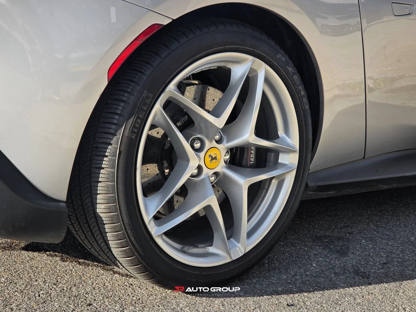 Used 2021 Ferrari Roma RWD image 12