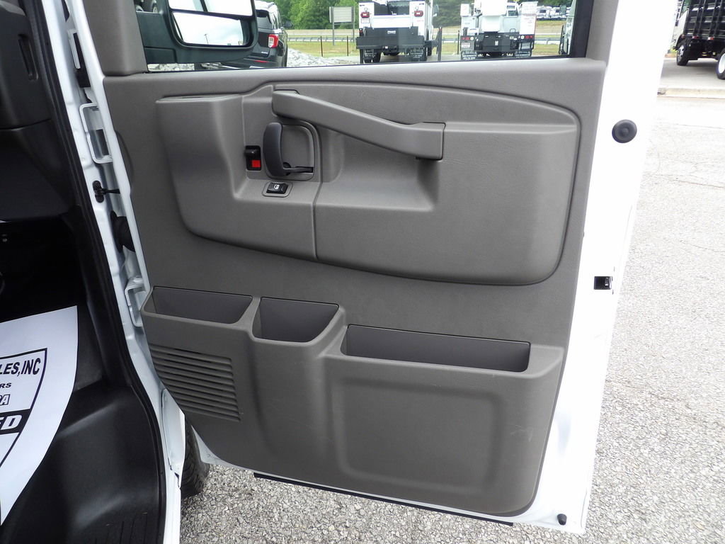 Used 2023 Chevrolet Express 2500 Extended w/ Driver Convenience Package RWD image 29