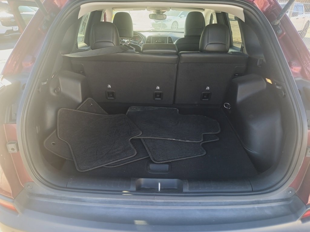 Used 2021 Jeep Cherokee Latitude Lux image 18