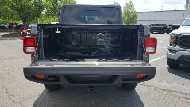 Certified 2022 Jeep Gladiator Sport AWD/4WD image 24