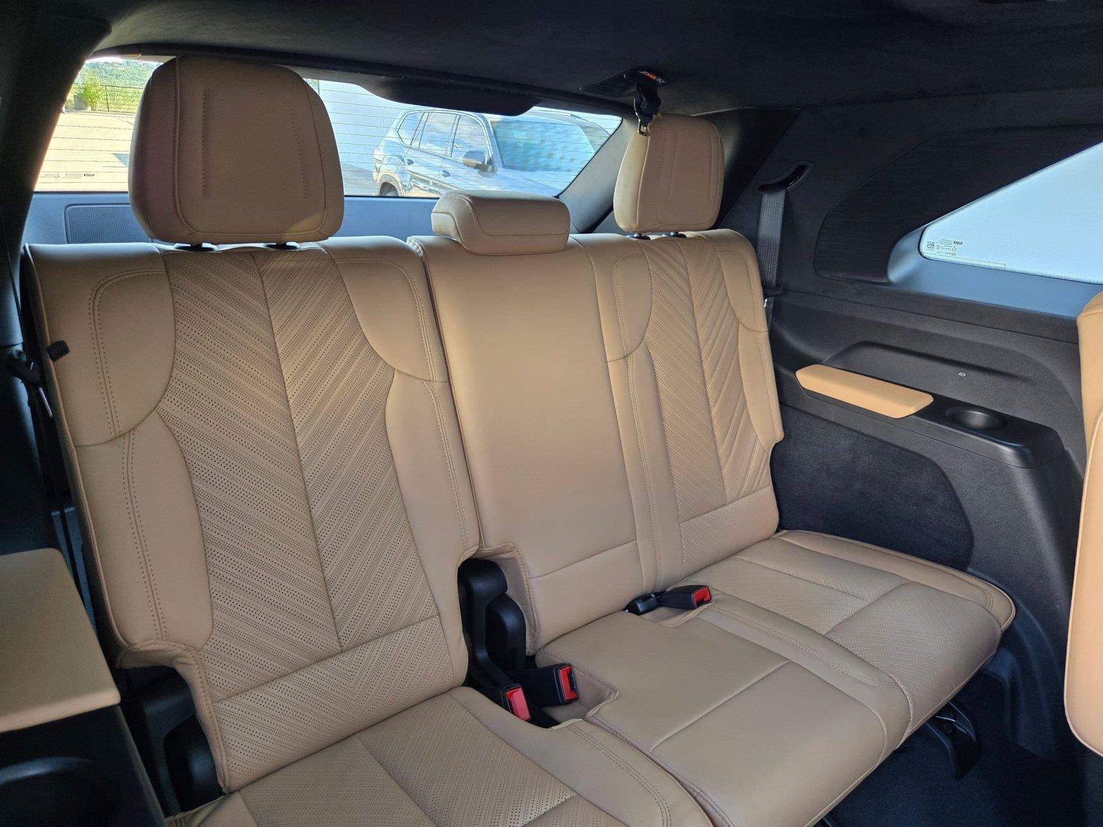 Certified 2026 Cadillac Escalade IQ Luxury 2 AWD/4WD image 29