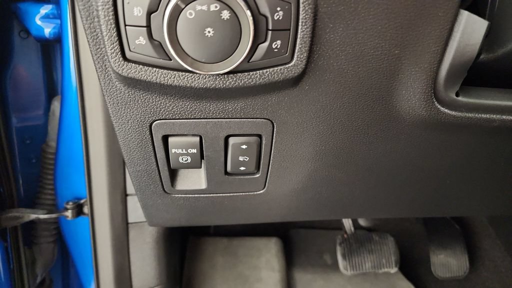 Used 2020 Ford F150 XLT w/ Equipment Group 302A Luxury AWD/4WD image 20