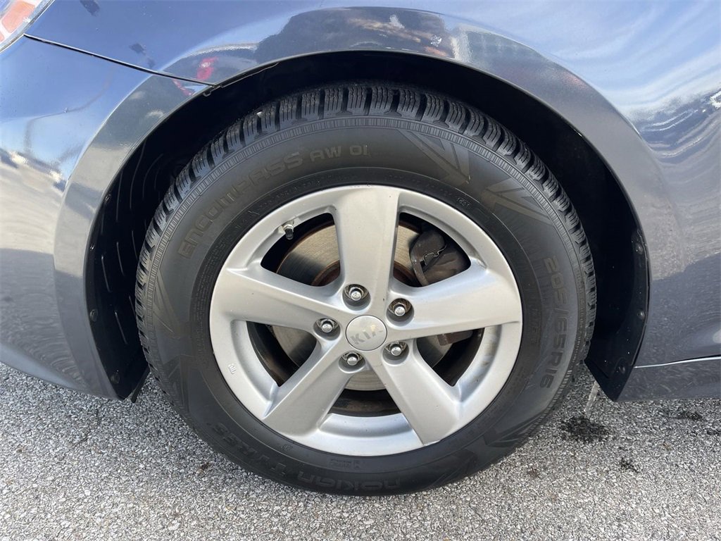 Used 2015 Kia Optima LX image 10