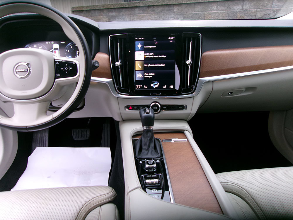 Used 2020 Volvo V90 T6 Inscription w/ Advanced Package AWD/4WD image 15