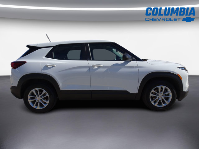 Used 2024 Chevrolet TrailBlazer LS FWD image 2
