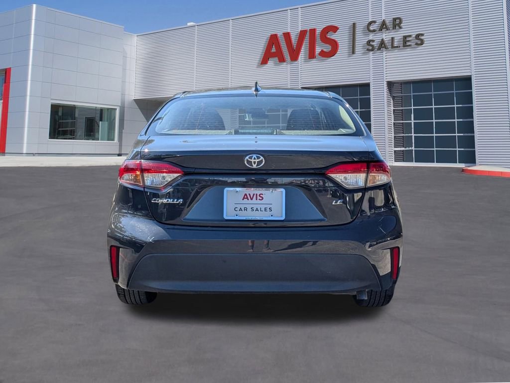 Used 2025 Toyota Corolla LE image 3
