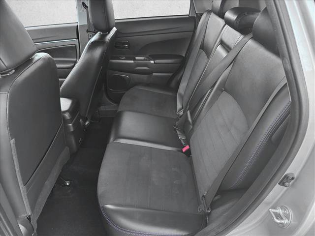 Used 2024 Mitsubishi Outlander Sport SE image 17