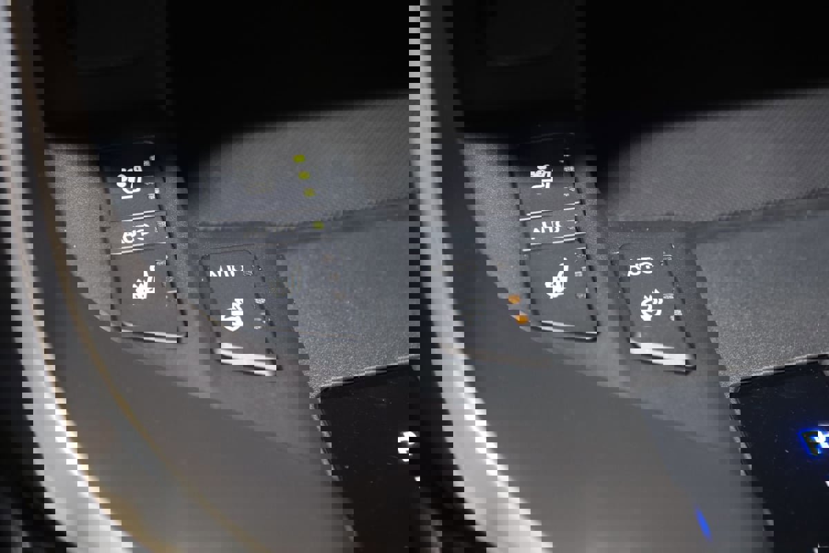 Used 2025 Lexus LX 600 4WD w/ Luxury Package image 8