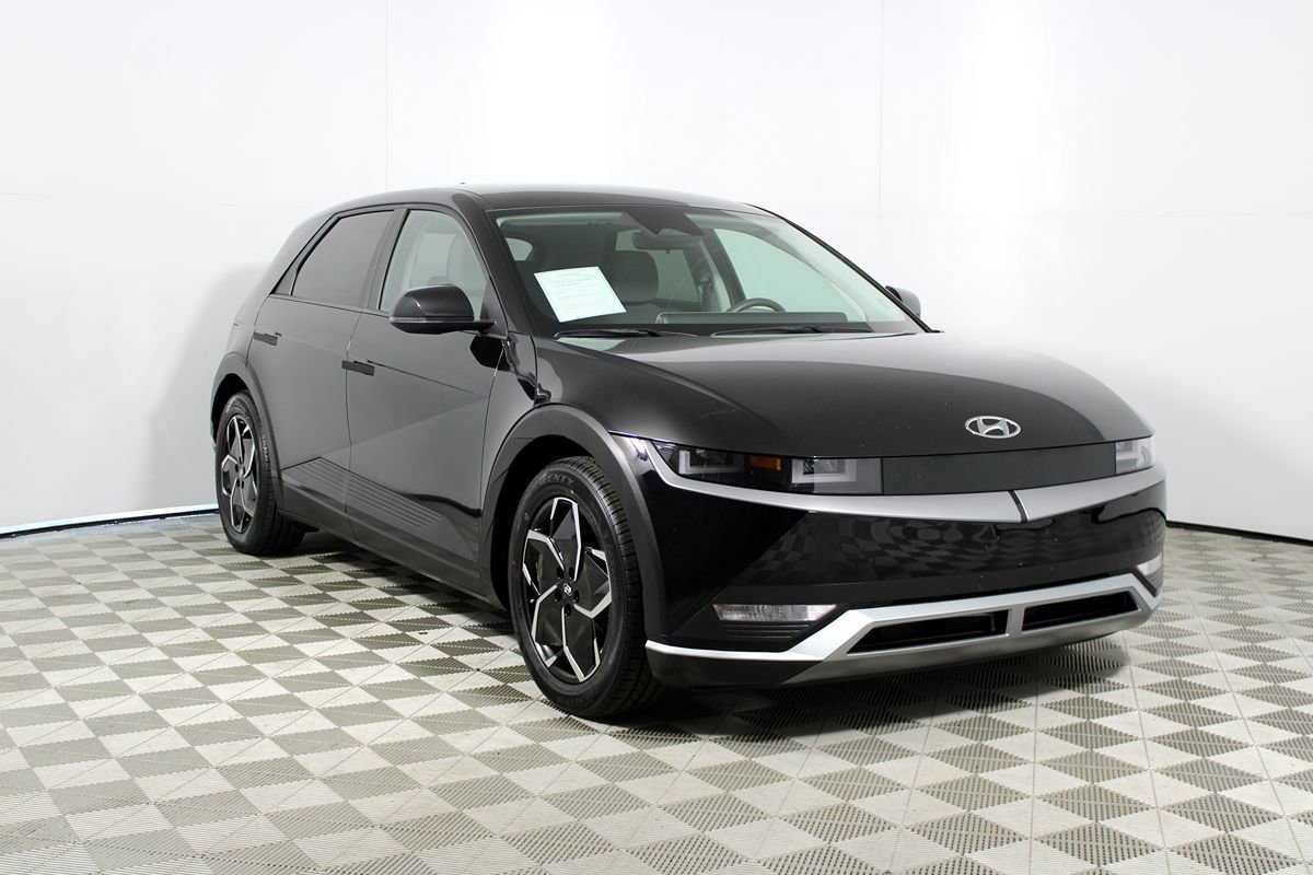 Used 2023 Hyundai Ioniq 5 SE w/ Cargo Package image 19